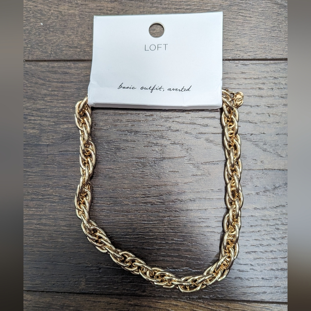 Twisted Chain Necklace